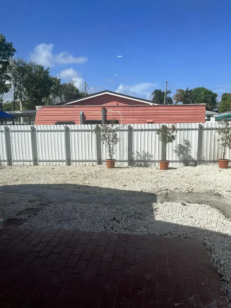 2747 Summit Boulevard West Palm Beach FL 33406