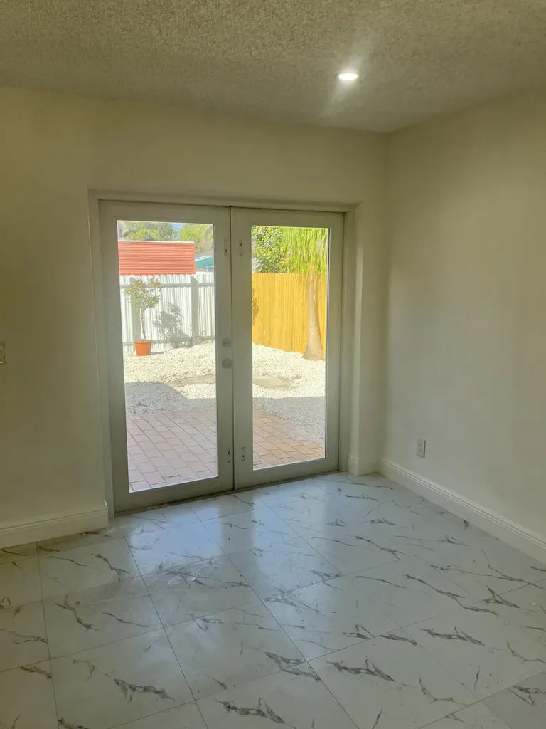 2747 Summit Boulevard West Palm Beach FL 33406