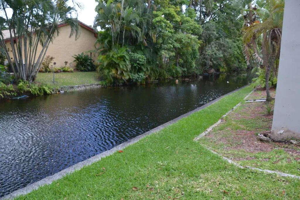 500 SW 62nd Avenue Plantation FL 33317