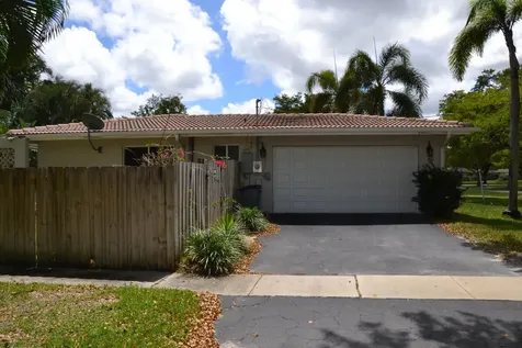 500 SW 62nd Avenue Plantation FL 33317
