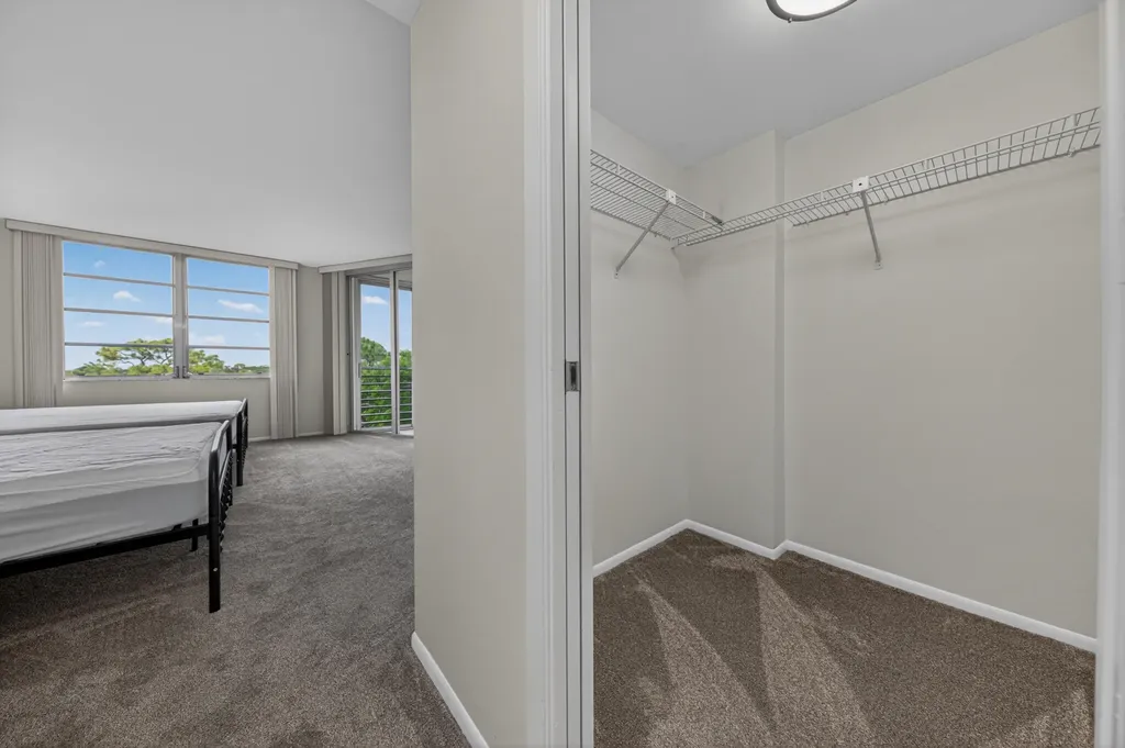 3503 Oaks Way Pompano Beach FL 33069