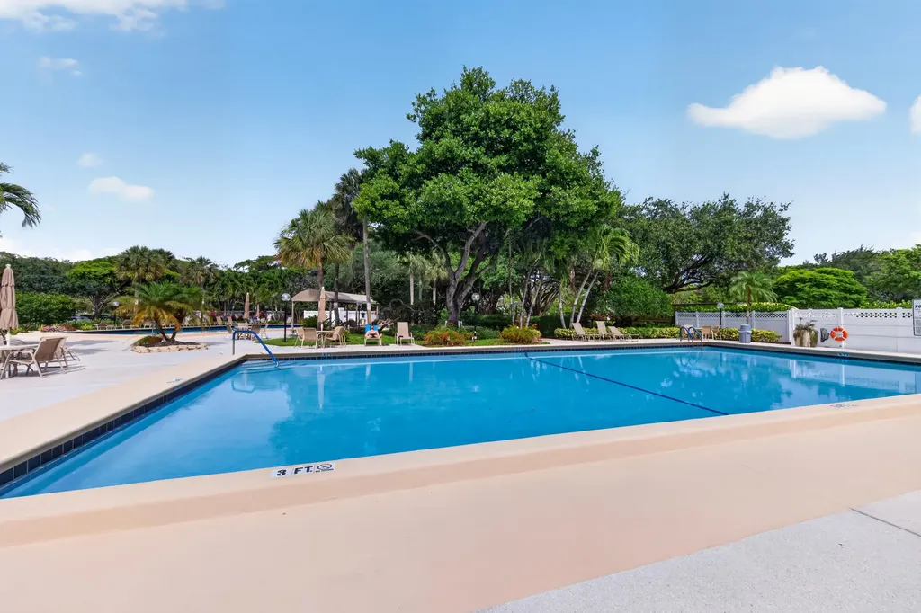3503 Oaks Way Pompano Beach FL 33069