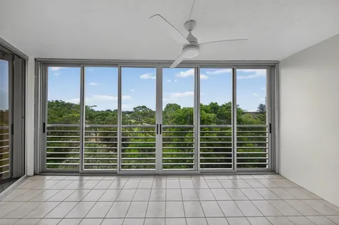 3503 Oaks Way Pompano Beach FL 33069