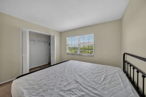 3503 Oaks Way Pompano Beach FL 33069