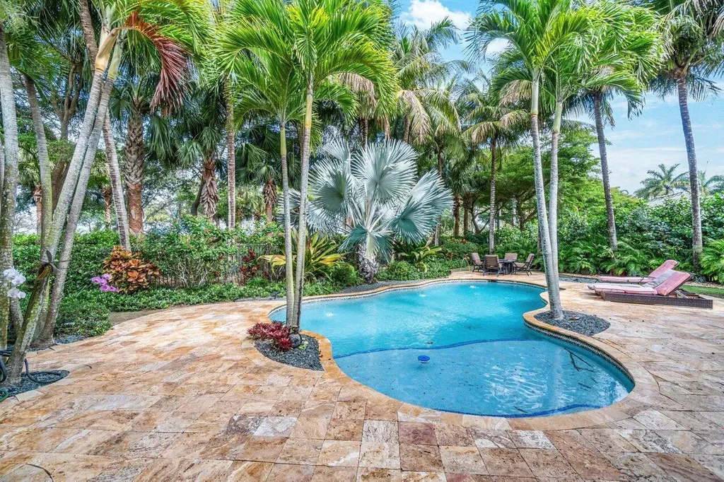 8917 Woodgrove Ridge Court Boynton Beach FL 33473