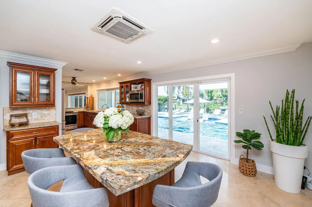 6541 NE 20th Avenue Fort Lauderdale FL 33308