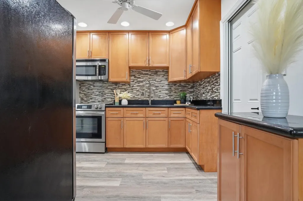 460 NW 136th Street North Miami FL 33168