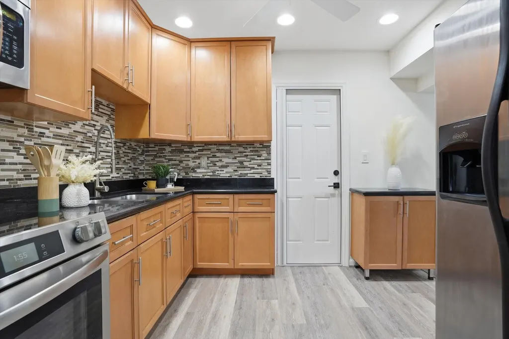 460 NW 136th Street North Miami FL 33168