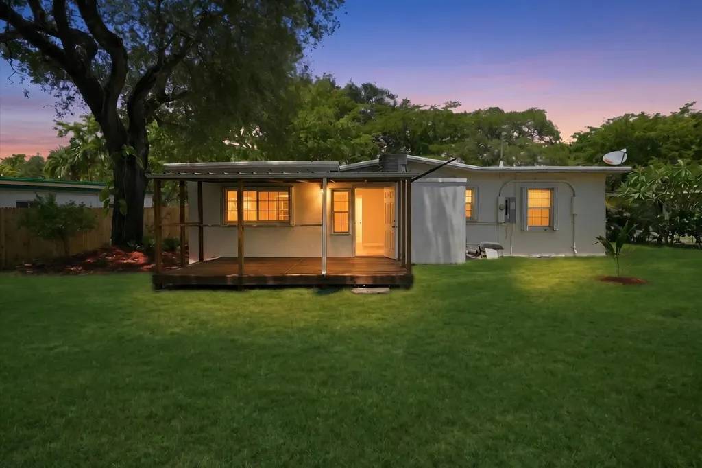 460 NW 136th Street North Miami FL 33168