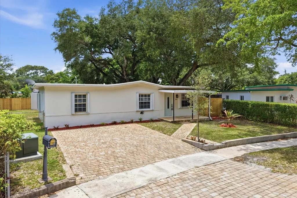 460 NW 136th Street North Miami FL 33168