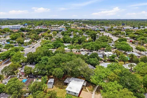 460 NW 136th Street North Miami FL 33168
