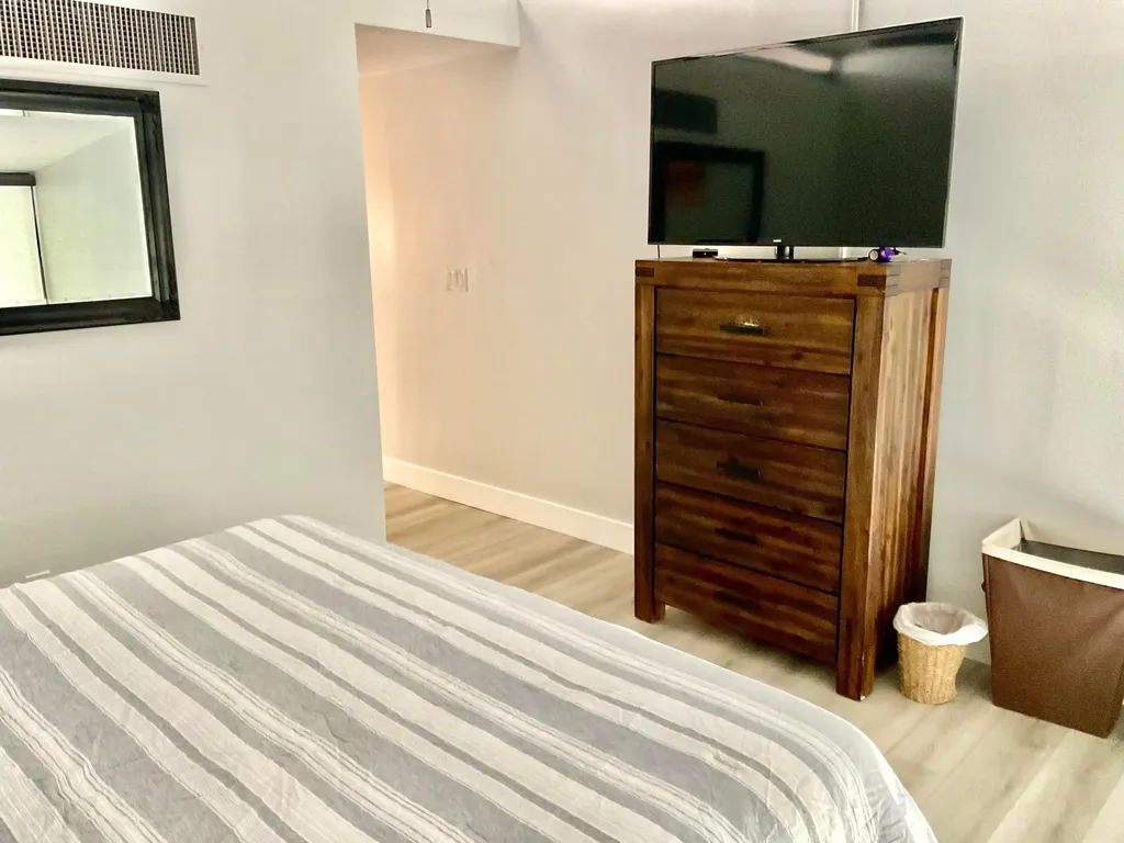 3589 S Ocean Boulevard South Palm Beach FL 33480