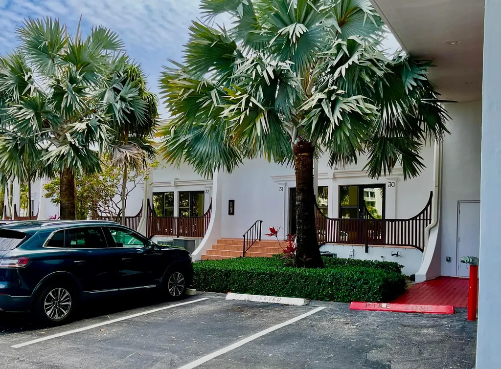 3589 S Ocean Boulevard South Palm Beach FL 33480