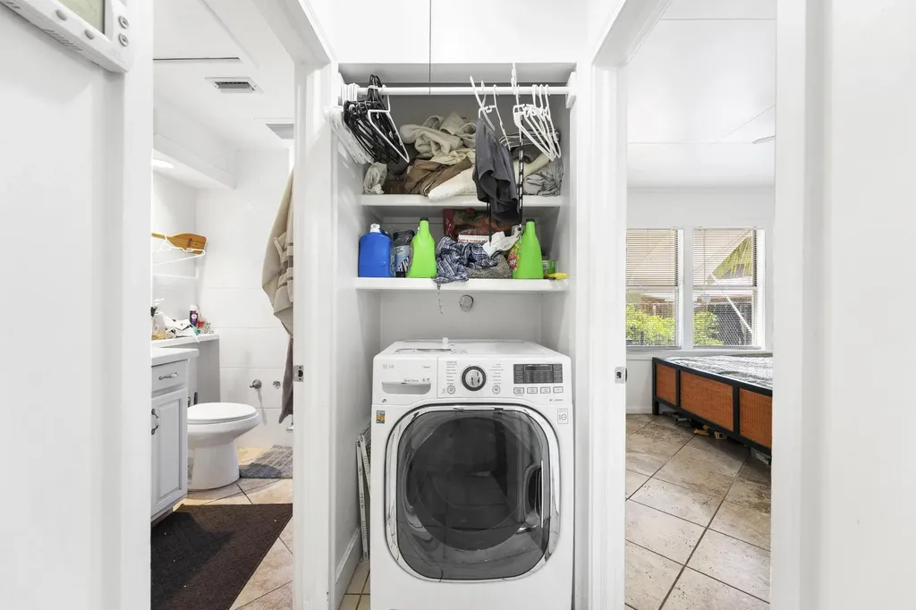 926 S L Street Lake Worth Beach FL 33460