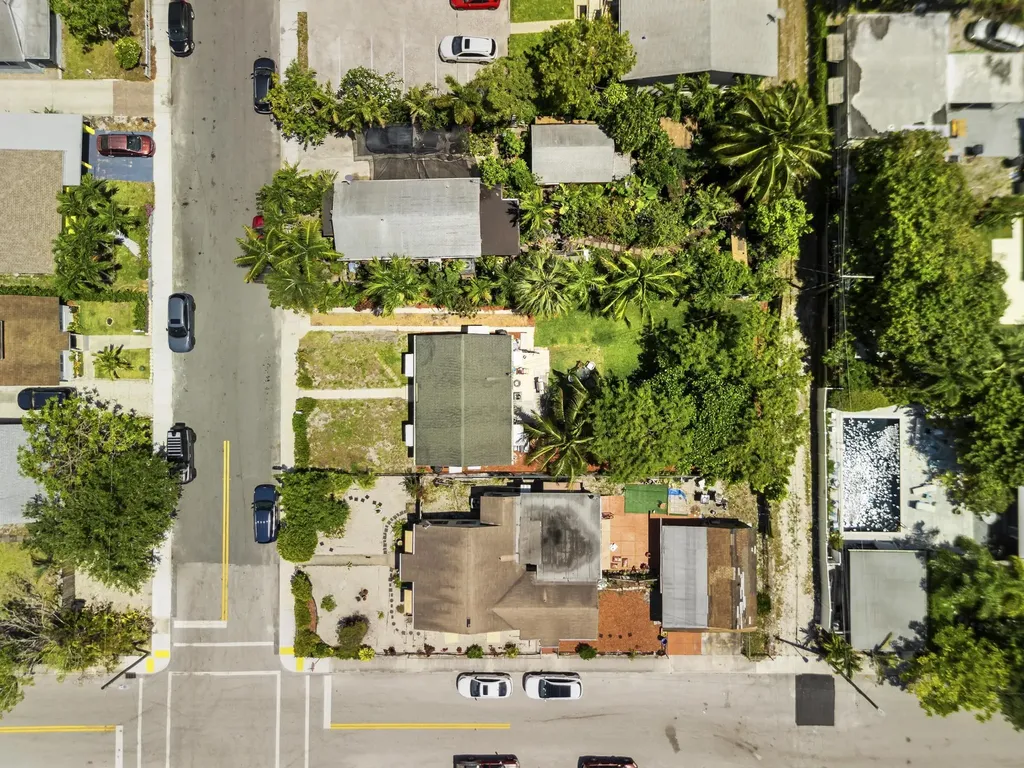 926 S L Street Lake Worth Beach FL 33460
