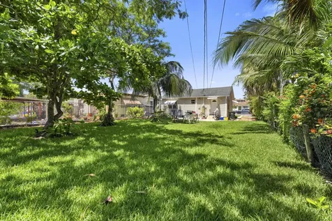 926 S L Street Lake Worth Beach FL 33460