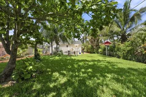 926 S L Street Lake Worth Beach FL 33460