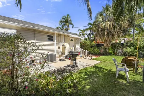 926 S L Street Lake Worth Beach FL 33460