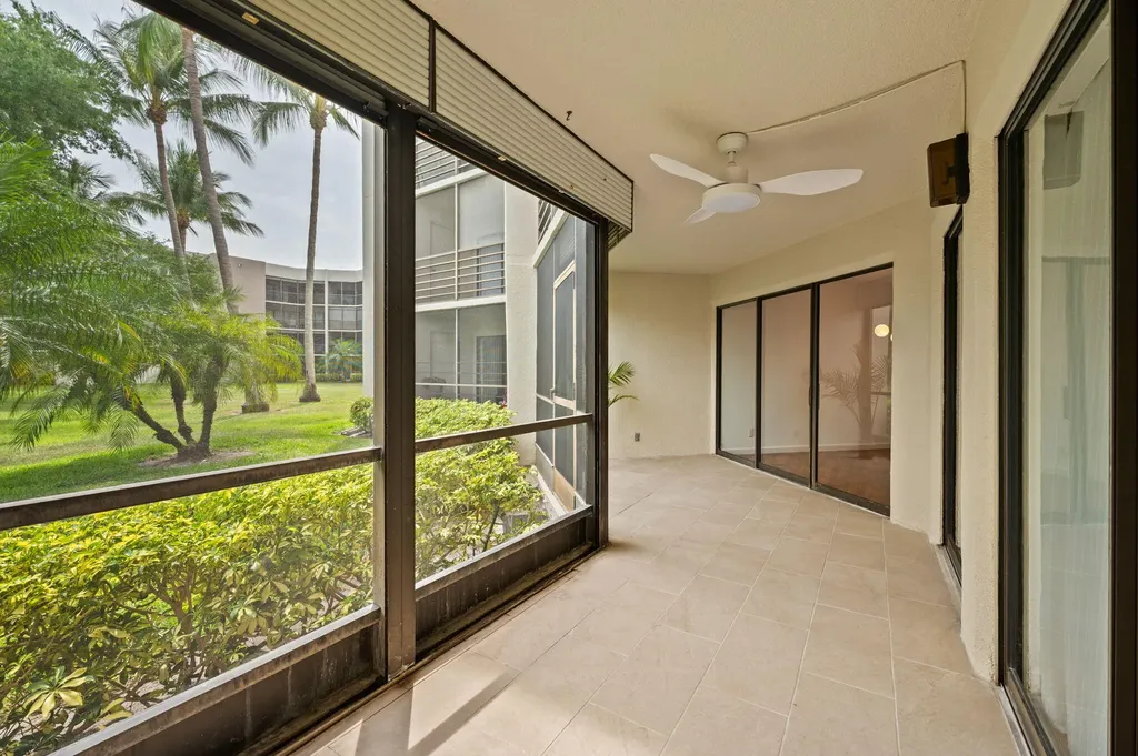 5701 Camino Del Sol Boca Raton FL 33433
