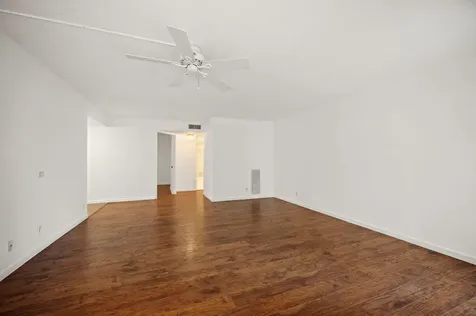 5701 Camino Del Sol Boca Raton FL 33433