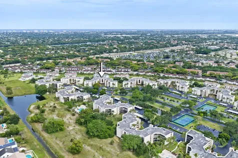 5701 Camino Del Sol Boca Raton FL 33433