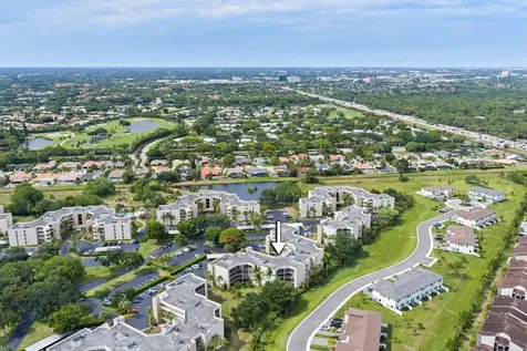 5701 Camino Del Sol Boca Raton FL 33433