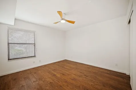5701 Camino Del Sol Boca Raton FL 33433