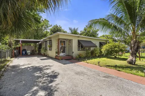 3032 Stanford Road West Palm Beach FL 33405