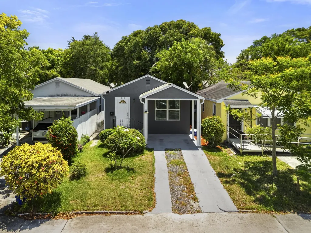 518 N C Street Lake Worth Beach FL 33460