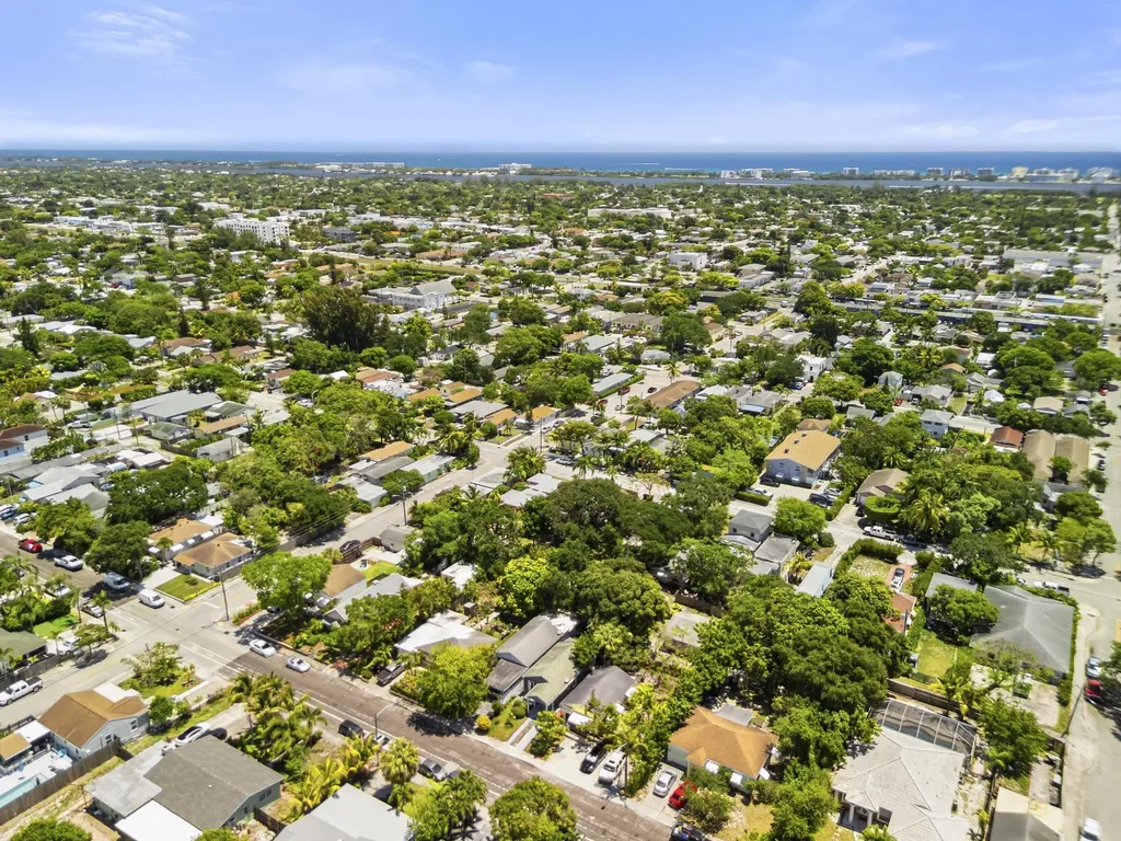 518 N C Street Lake Worth Beach FL 33460