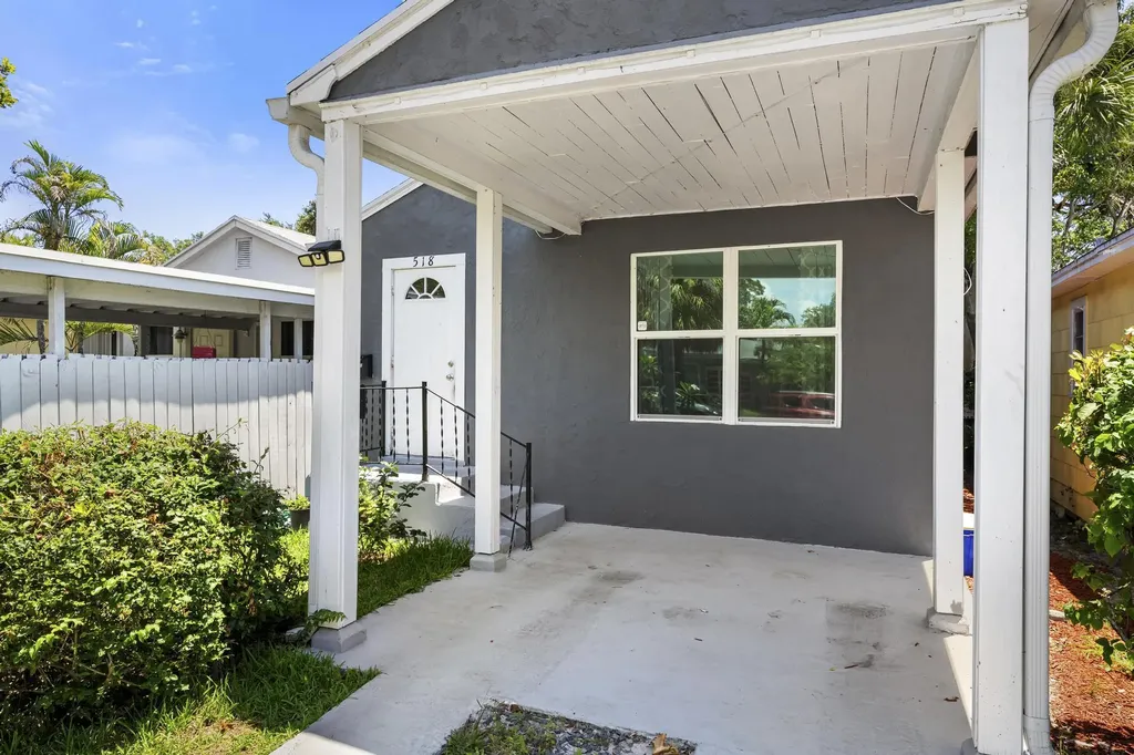 518 N C Street Lake Worth Beach FL 33460
