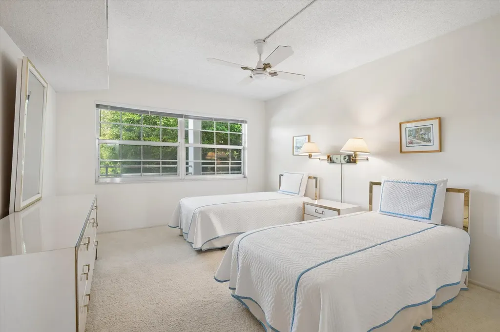 806 Cypress Boulevard Pompano Beach FL 33069