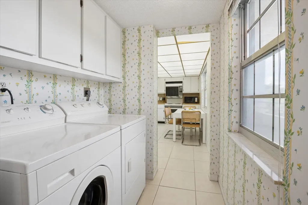 806 Cypress Boulevard Pompano Beach FL 33069
