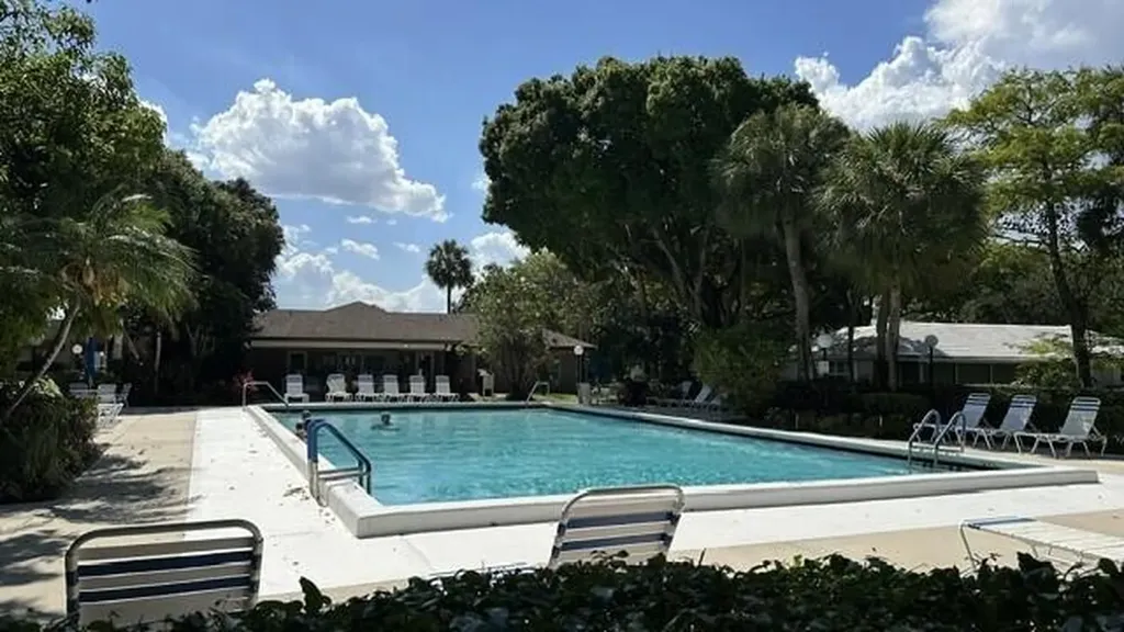 806 Cypress Boulevard Pompano Beach FL 33069