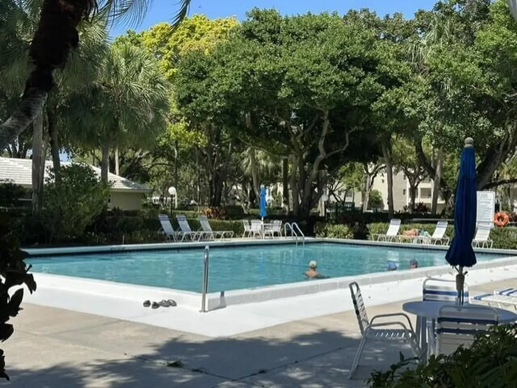 806 Cypress Boulevard Pompano Beach FL 33069