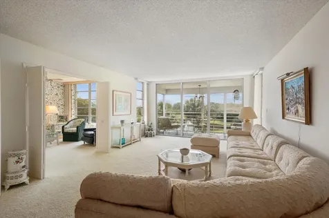 806 Cypress Boulevard Pompano Beach FL 33069