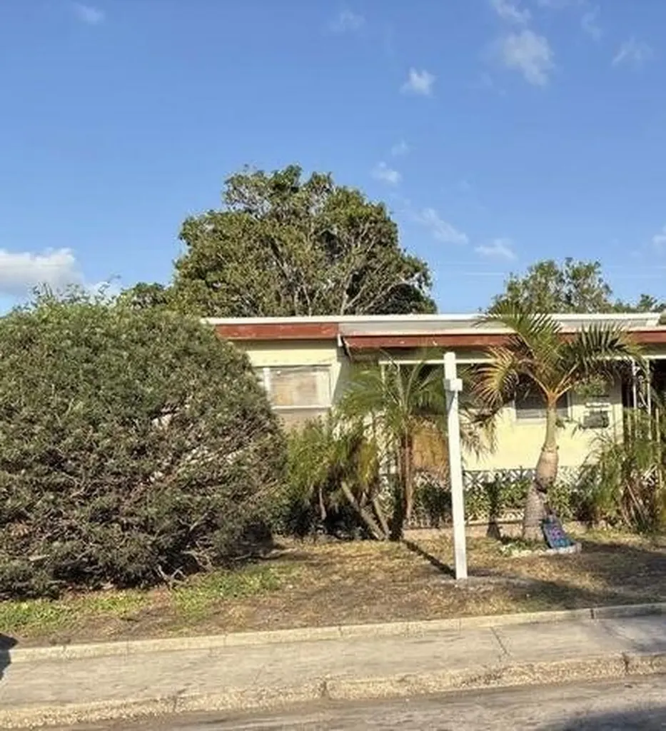 901 S F Street Lake Worth Beach FL 33460