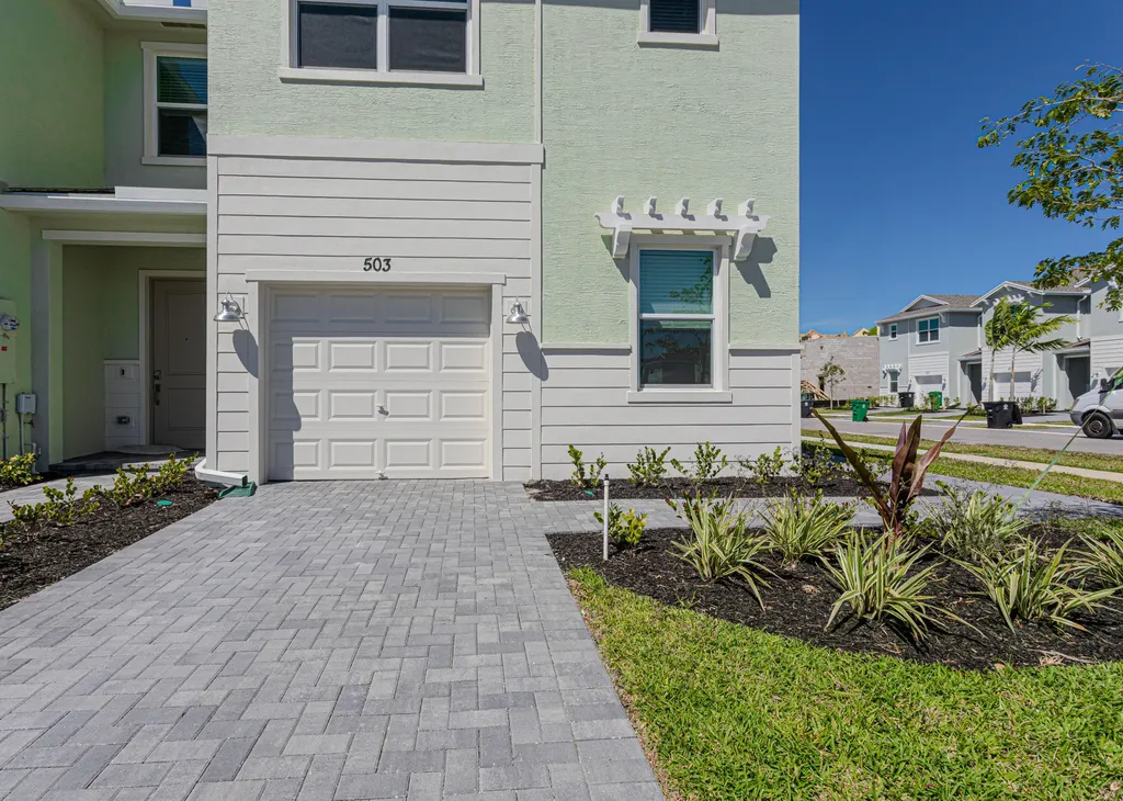 503 SE Rivergrass Street Port St Lucie FL 34984