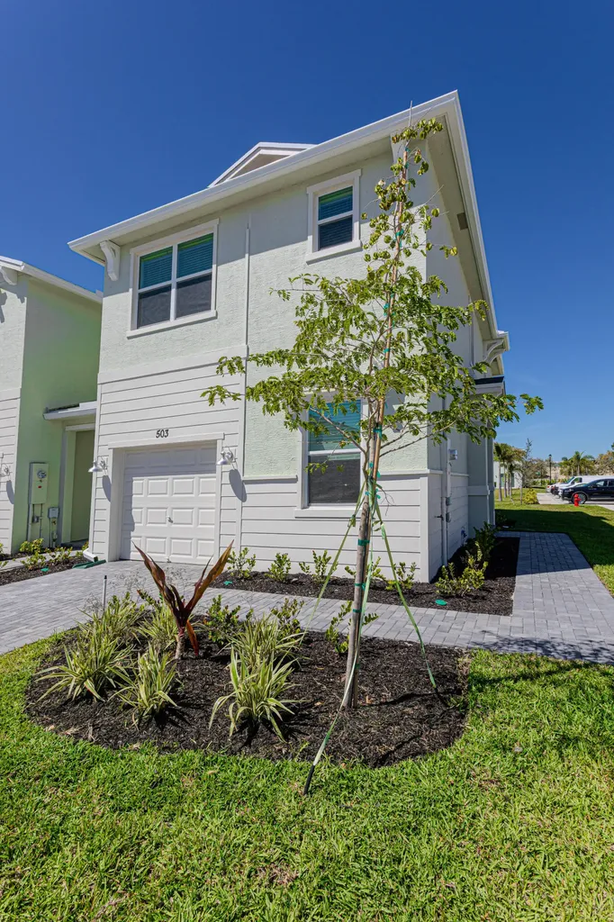 503 SE Rivergrass Street Port St Lucie FL 34984