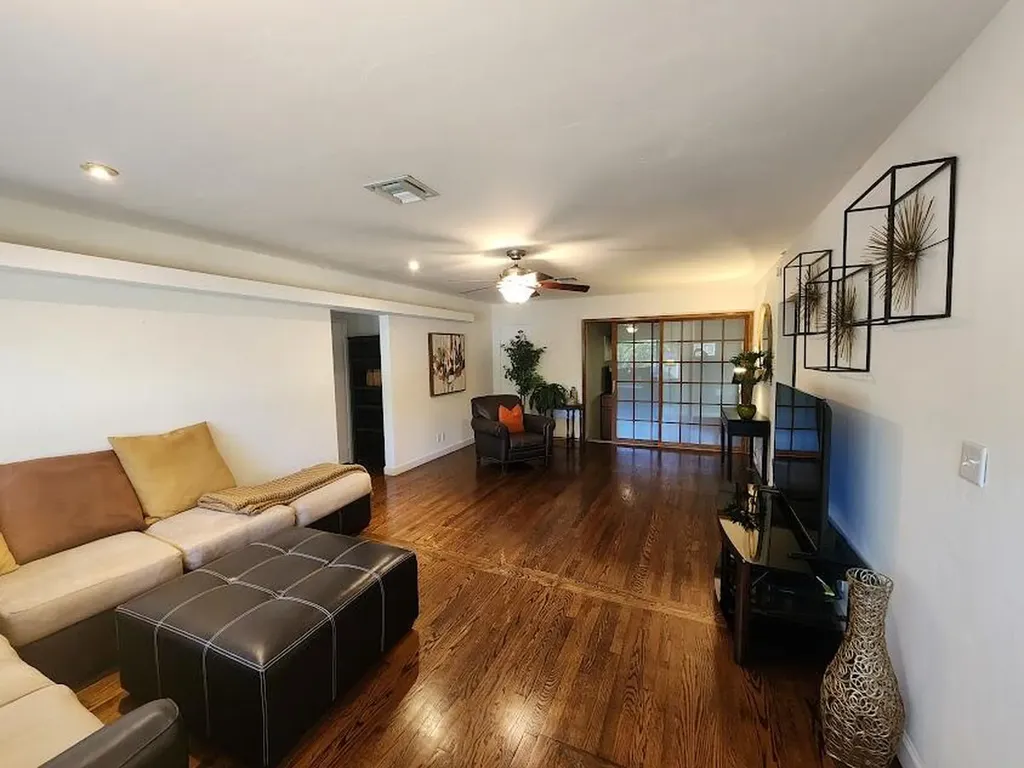 1207 NE 12th Avenue Fort Lauderdale FL 33304