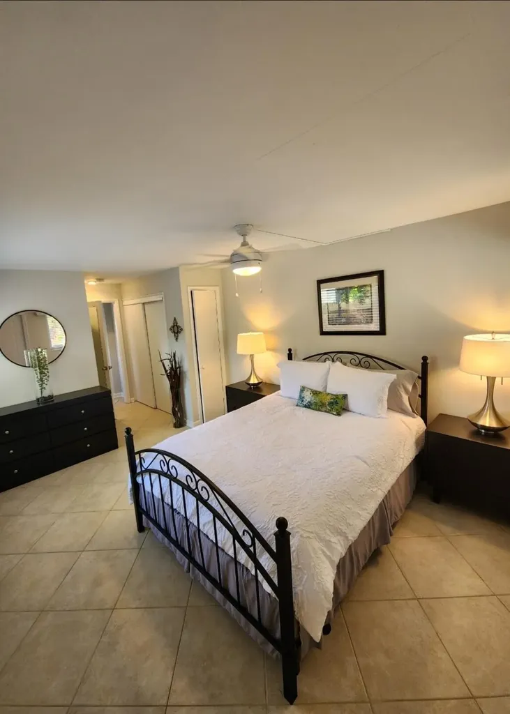 1207 NE 12th Avenue Fort Lauderdale FL 33304