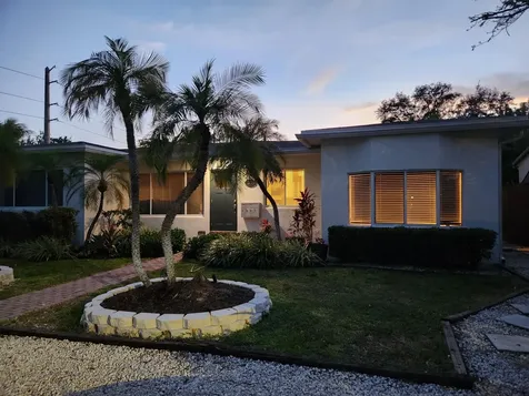 1207 NE 12th Avenue Fort Lauderdale FL 33304