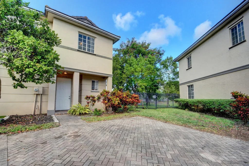 2036 Marsh Harbor Drive West Palm Beach FL 33404