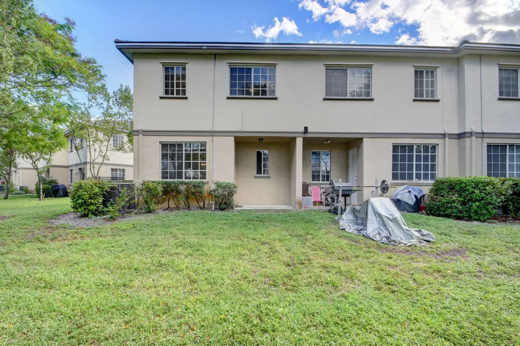 2036 Marsh Harbor Drive West Palm Beach FL 33404