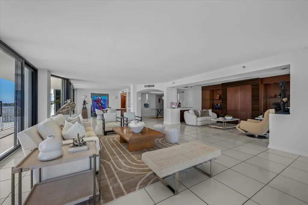 3170 S Ocean Boulevard Palm Beach FL 33480