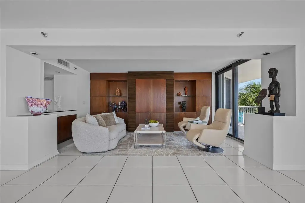 3170 S Ocean Boulevard Palm Beach FL 33480