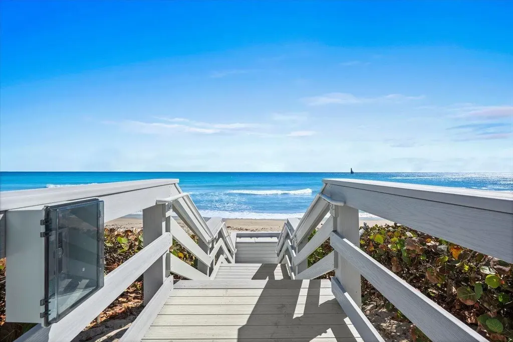 3170 S Ocean Boulevard Palm Beach FL 33480