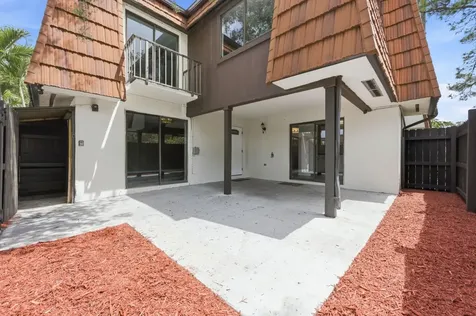 2101 White Pine Circle Greenacres FL 33415
