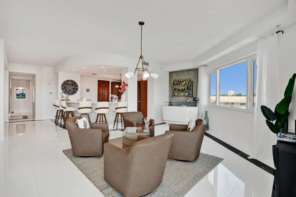 516 Hendricks Isle Fort Lauderdale FL 33301