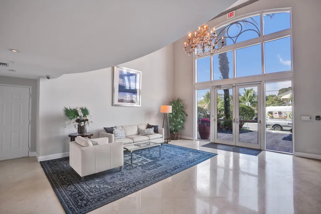 516 Hendricks Isle Fort Lauderdale FL 33301